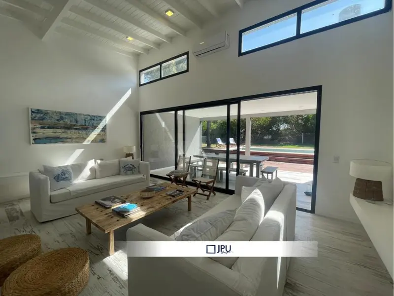 Casa en alquiler temporal · Costa Esmeralda, Punta Medanos, La Costa, Costa Atlántica, Provincia de Buenos Aires Casa en alquiler temporal · Costa Esmeralda, Punta Medanos, La Costa, Costa Atlántica, Provincia de Buenos Aires