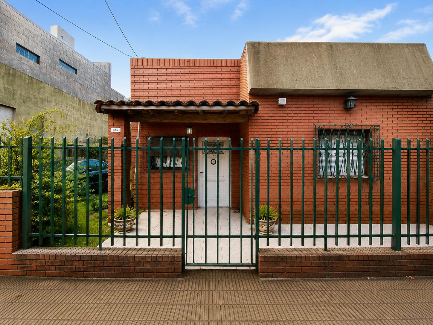 Casa en venta · El Palomar, Morón, GBA Oeste, Provincia de Buenos Aires