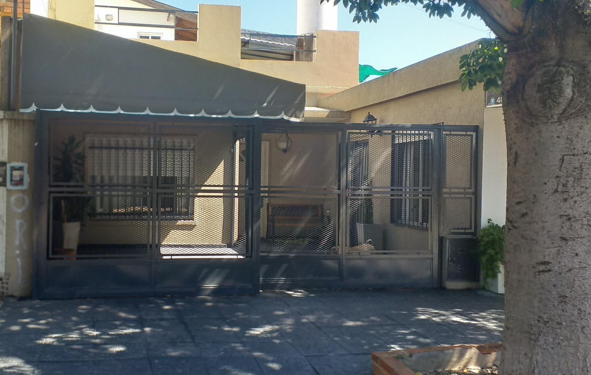 Casa en venta · Villa Luzuriaga, La Matanza, GBA Oeste, Provincia de Buenos Aires
