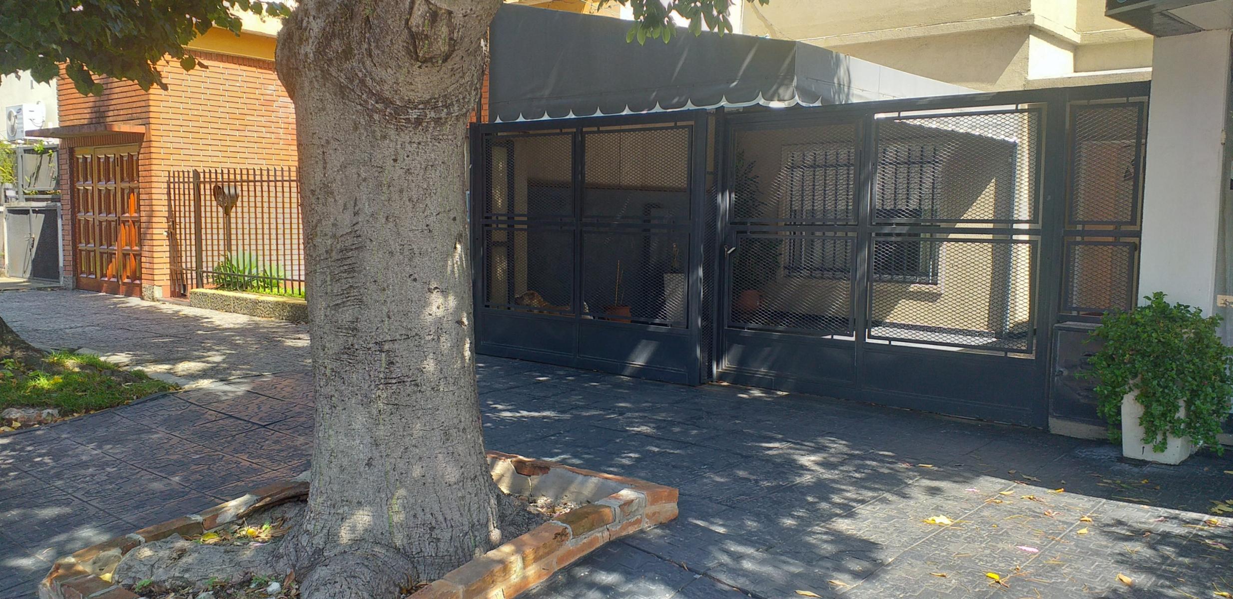 Casa en venta · Villa Luzuriaga, La Matanza, GBA Oeste, Provincia de Buenos Aires