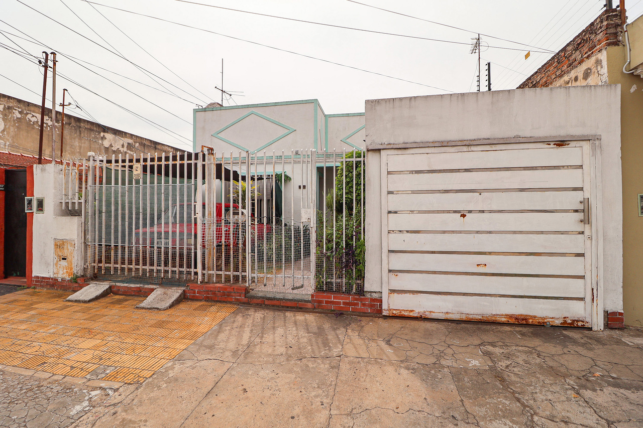Casa de 3 ambientes en venta en Caseros – USD 73.000 - foto 1