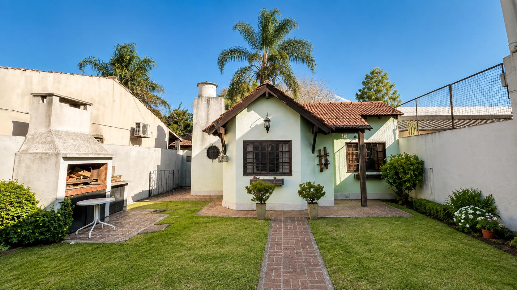 Casa en venta · Castelar Sur, Castelar, Morón, GBA Oeste, Provincia de Buenos Aires