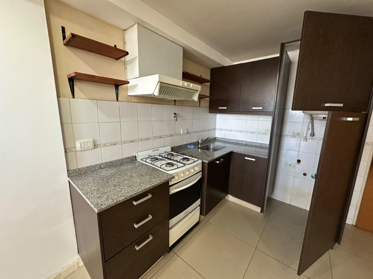 Departamento en alquiler · Castelar Sur, Castelar, Morón, GBA Oeste, Provincia de Buenos Aires