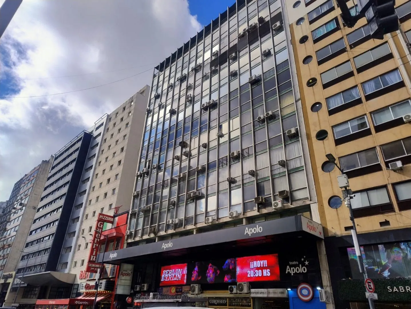 Oficina en alquiler · San Nicolás, Interior de Buenos Aires, Provincia de Buenos Aires