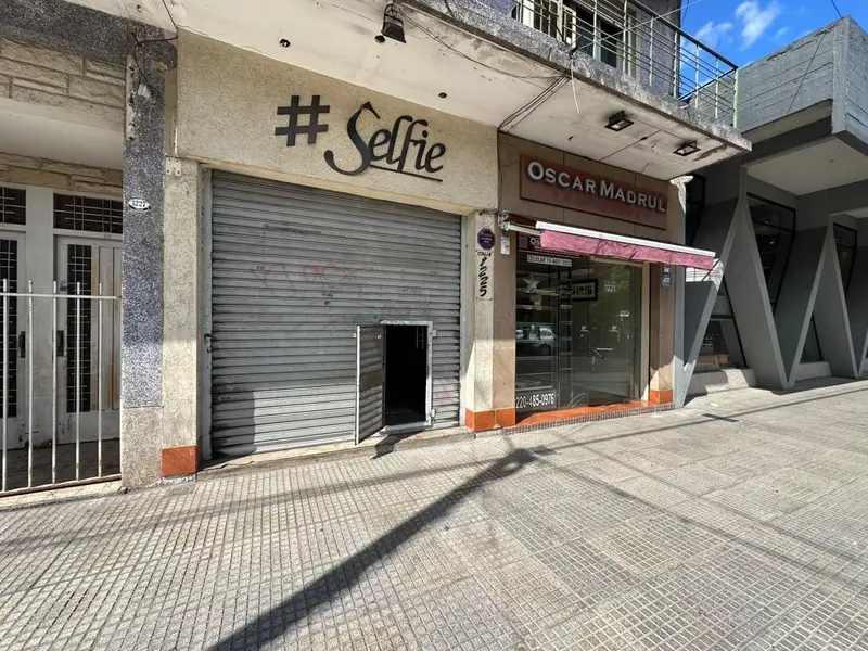 Comercio en alquiler · San Antonio de Padua, Merlo, GBA Oeste, Provincia de Buenos Aires
