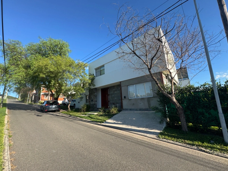 Casa en venta · La Estanzuela, La Calera, Colon, Córdoba