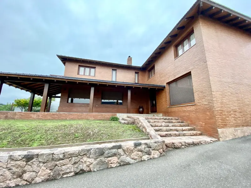 Casa en venta · Mendiolaza, Colon, Córdoba