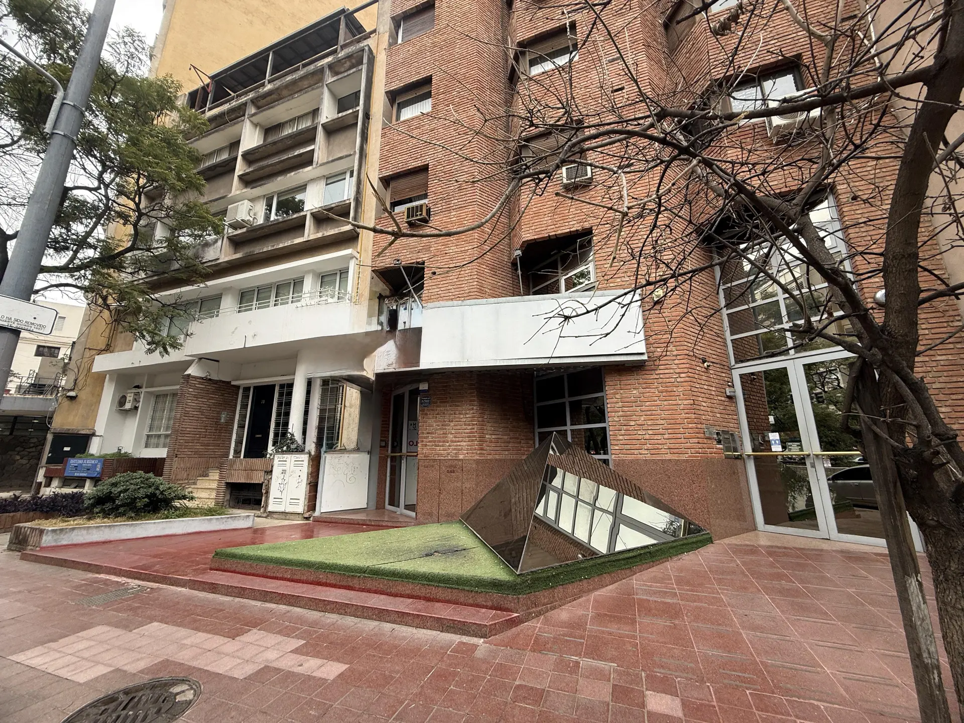 Oficina en alquiler · Alberdi, Córdoba Capital, Córdoba Oficina en alquiler · Alberdi, Córdoba Capital, Córdoba