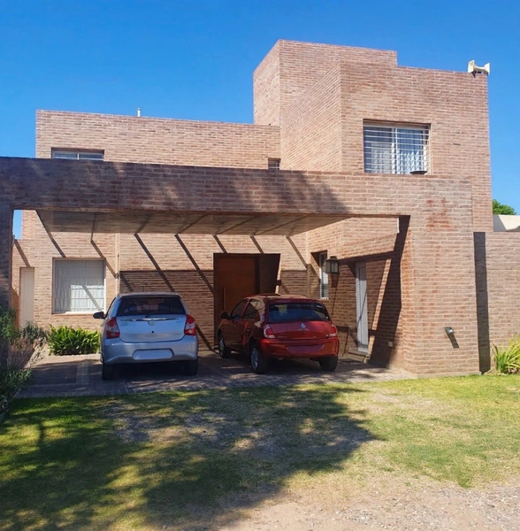 Casa en venta · Alejandro Centeno, Córdoba Capital, Córdoba