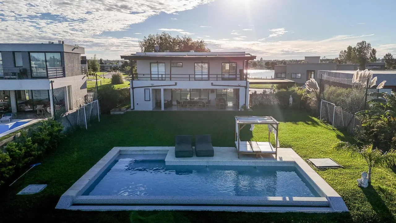 Casa en venta · San Sebastián Casa en venta · San Sebastián
