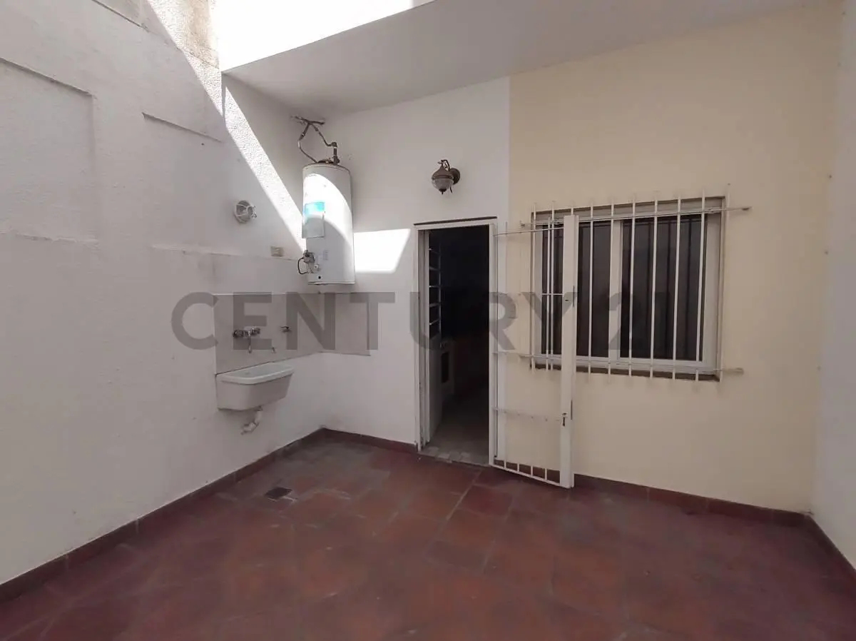 Casa en venta · Villa Real, CABA