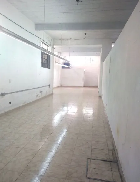 Depósito en alquiler · Caseros, Tres de Febrero, GBA Oeste, Provincia de Buenos Aires