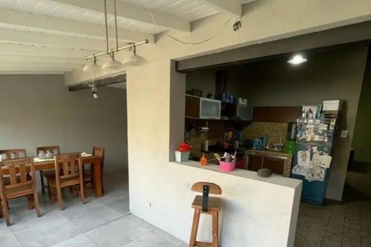 Casa en venta · Castelar Sur, Castelar, Morón, GBA Oeste, Provincia de Buenos Aires