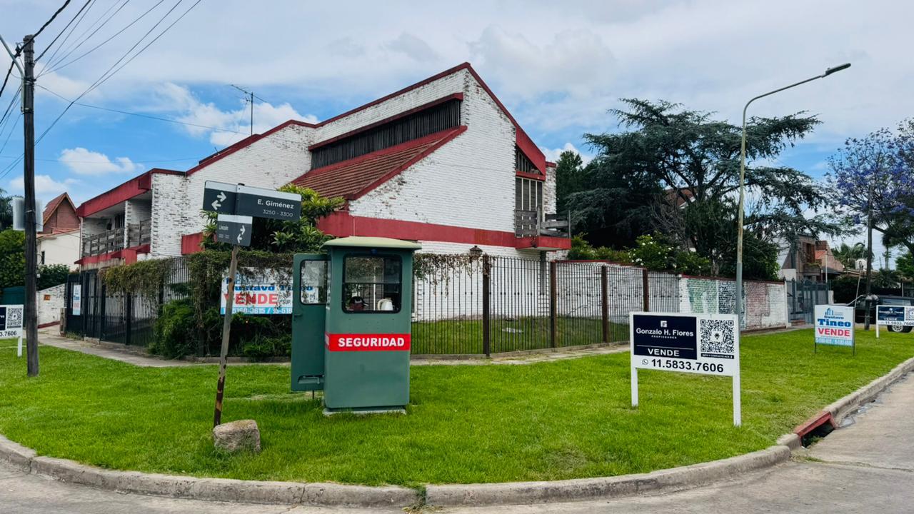 Casa en venta · Castelar Norte, Castelar, Morón, GBA Oeste, Provincia de Buenos Aires