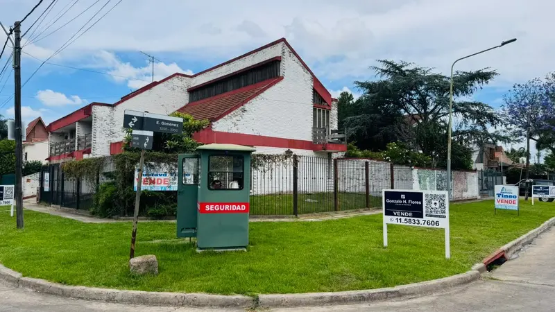 Casa en venta · Castelar Norte, Castelar, Morón, GBA Oeste, Provincia de Buenos Aires