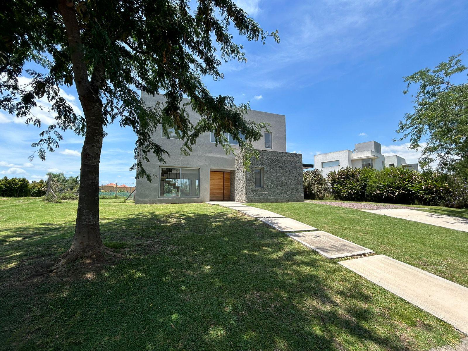Casa en venta · El Canton - Islas, Escobar, GBA Norte, Provincia de Buenos Aires