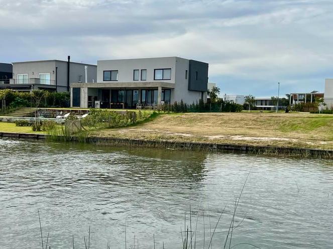 Terreno en venta · Puertos del Lago Marinas, Tigre, GBA Norte, Provincia de Buenos Aires