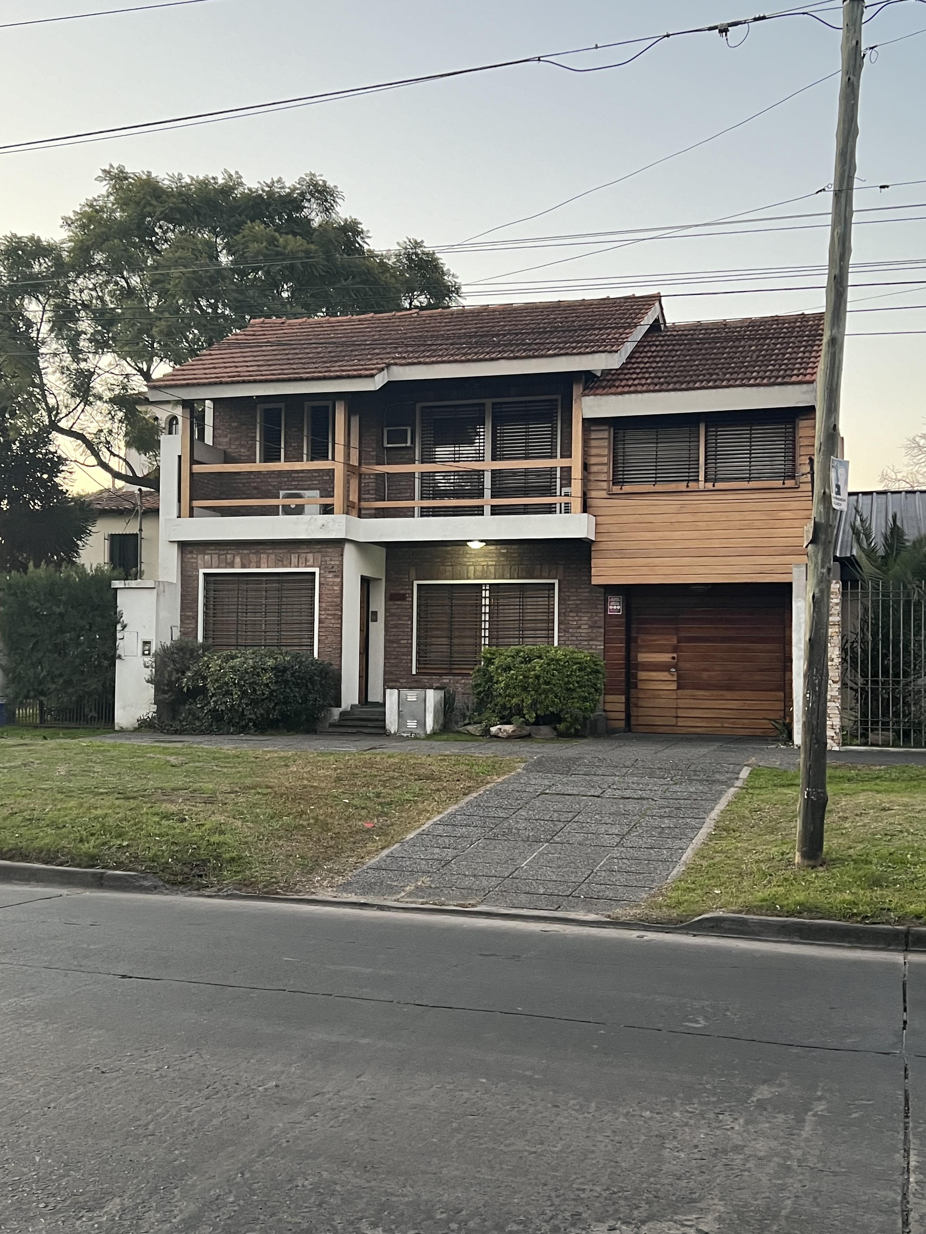 Casa en venta · Castelar Norte, Castelar, Morón, GBA Oeste, Provincia de Buenos Aires