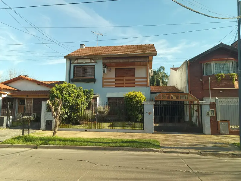 Casa en venta · Hurlingham, GBA Oeste, Provincia de Buenos Aires