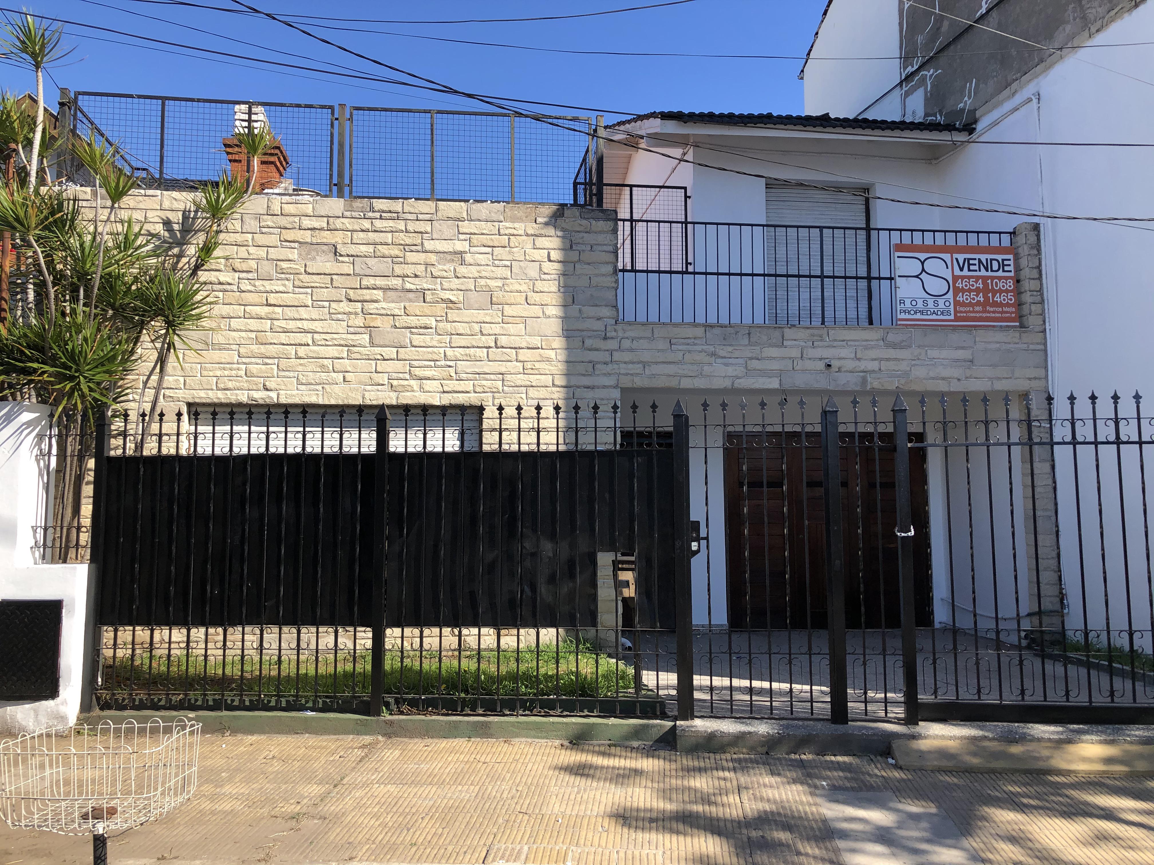 Casa en venta · Villa Sarmiento, Morón, GBA Oeste, Provincia de Buenos Aires