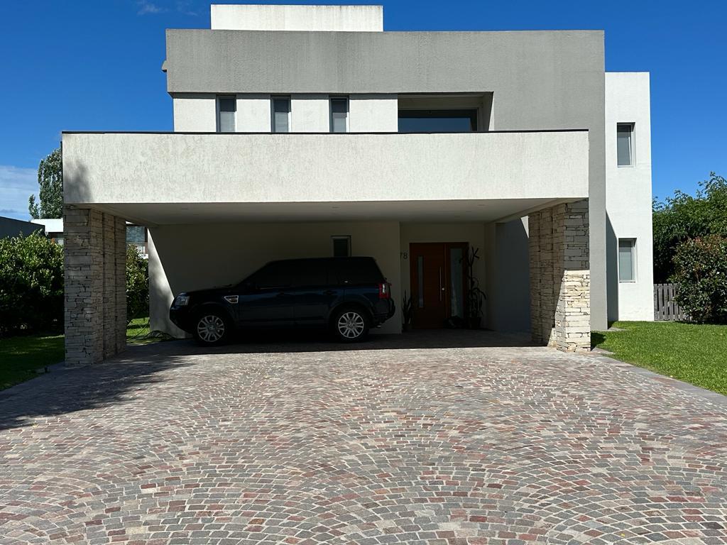 Casa en venta · Los Naranjos, Esteban Echeverría, GBA Sur, Provincia de Buenos Aires