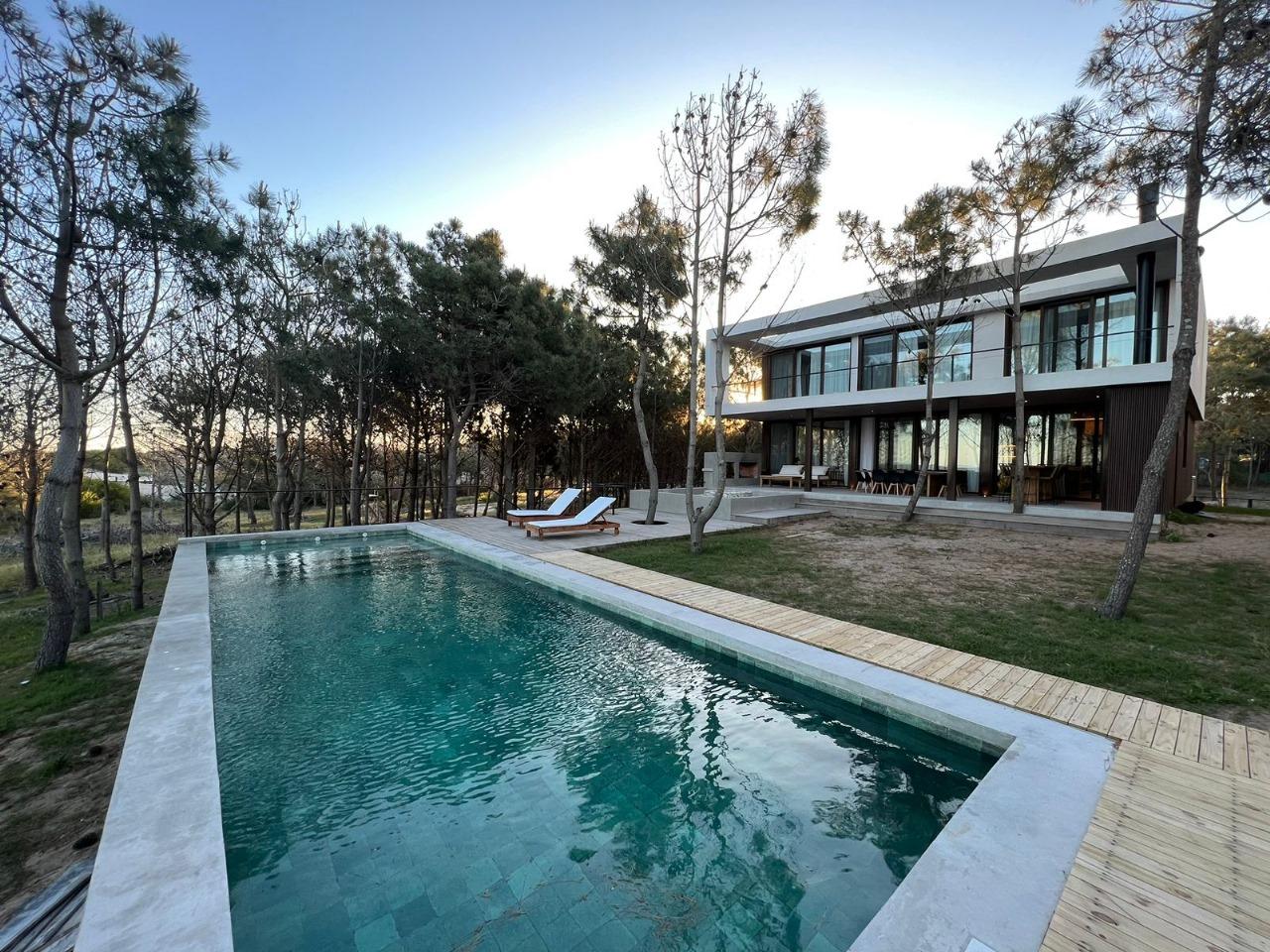 Casa en venta · Costa Esmeralda, Punta Medanos, La Costa, Costa Atlántica, Provincia de Buenos Aires