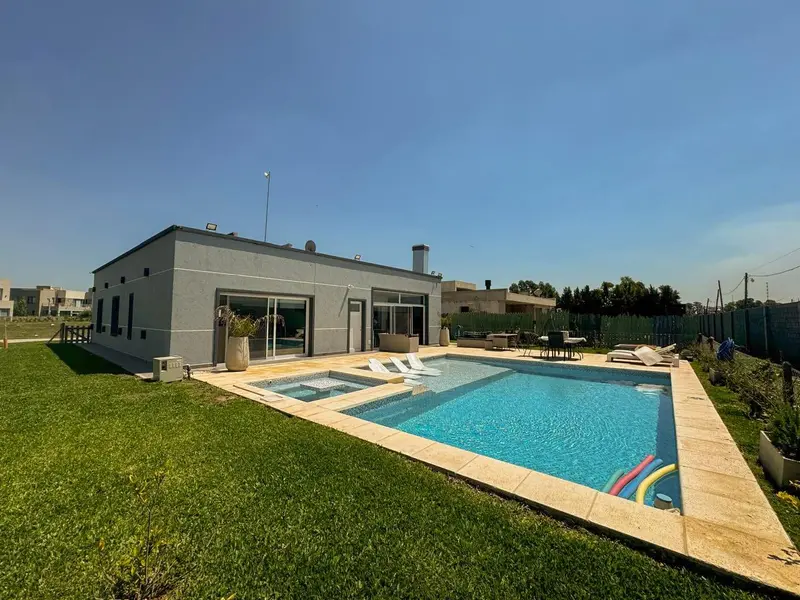 Casa en venta · Lagos de Canning, Esteban Echeverría, GBA Sur, Provincia de Buenos Aires
