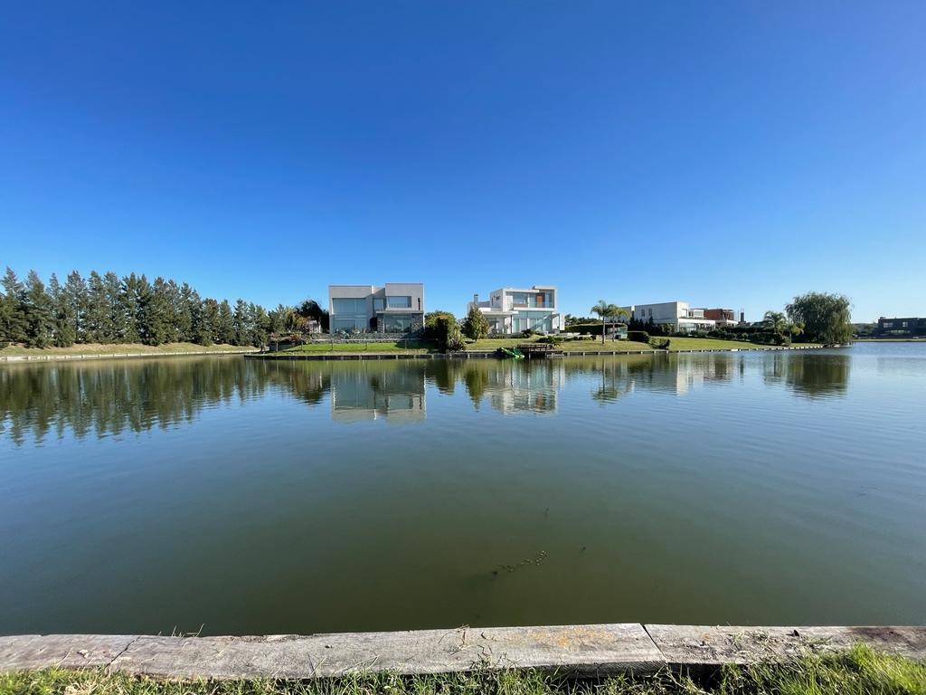 Terreno en venta · Los Lagos del Golf, Nordelta, Tigre, GBA Norte, Provincia de Buenos Aires