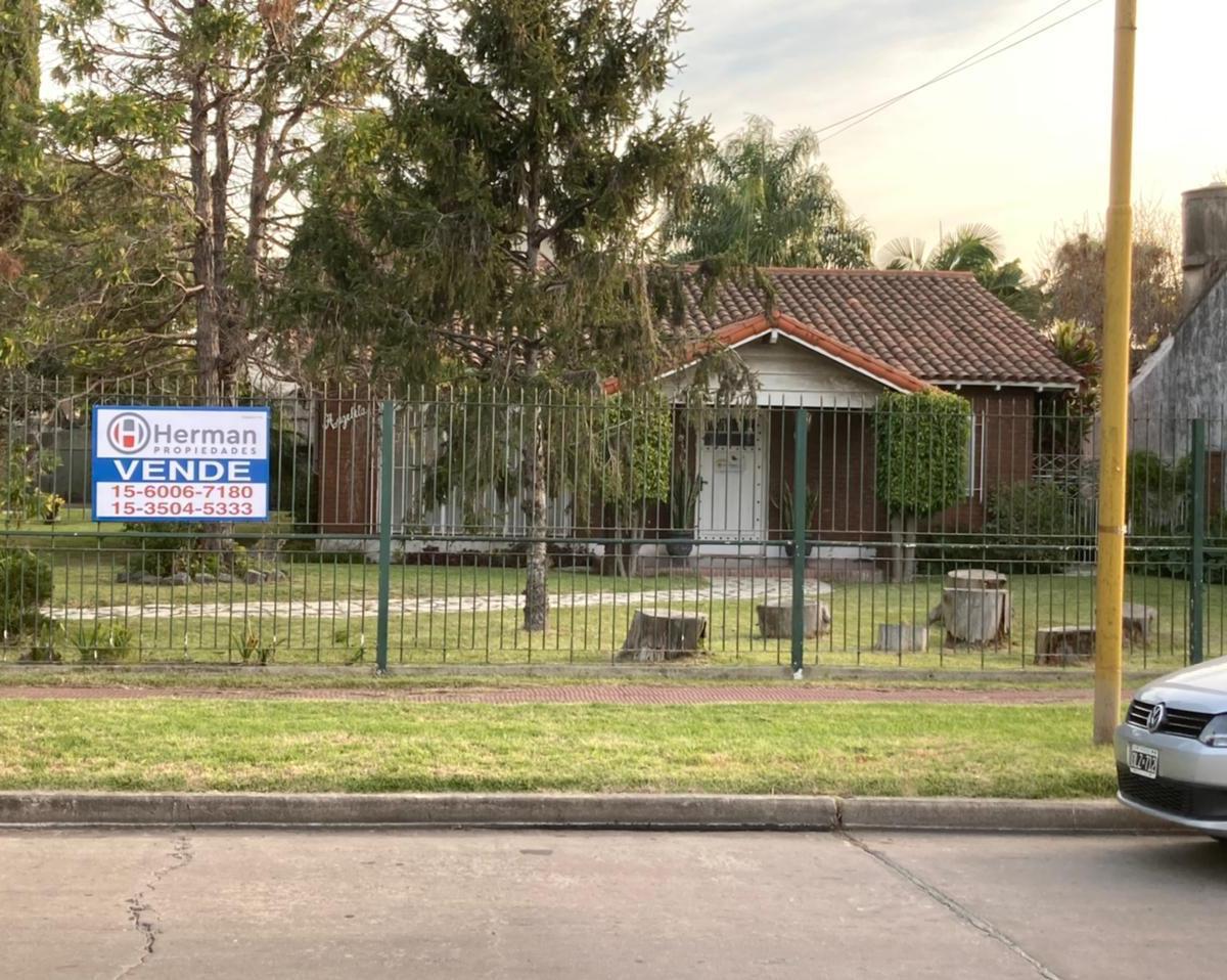 Casa en venta · Quilmes Oeste, Quilmes, GBA Sur, Provincia de Buenos Aires
