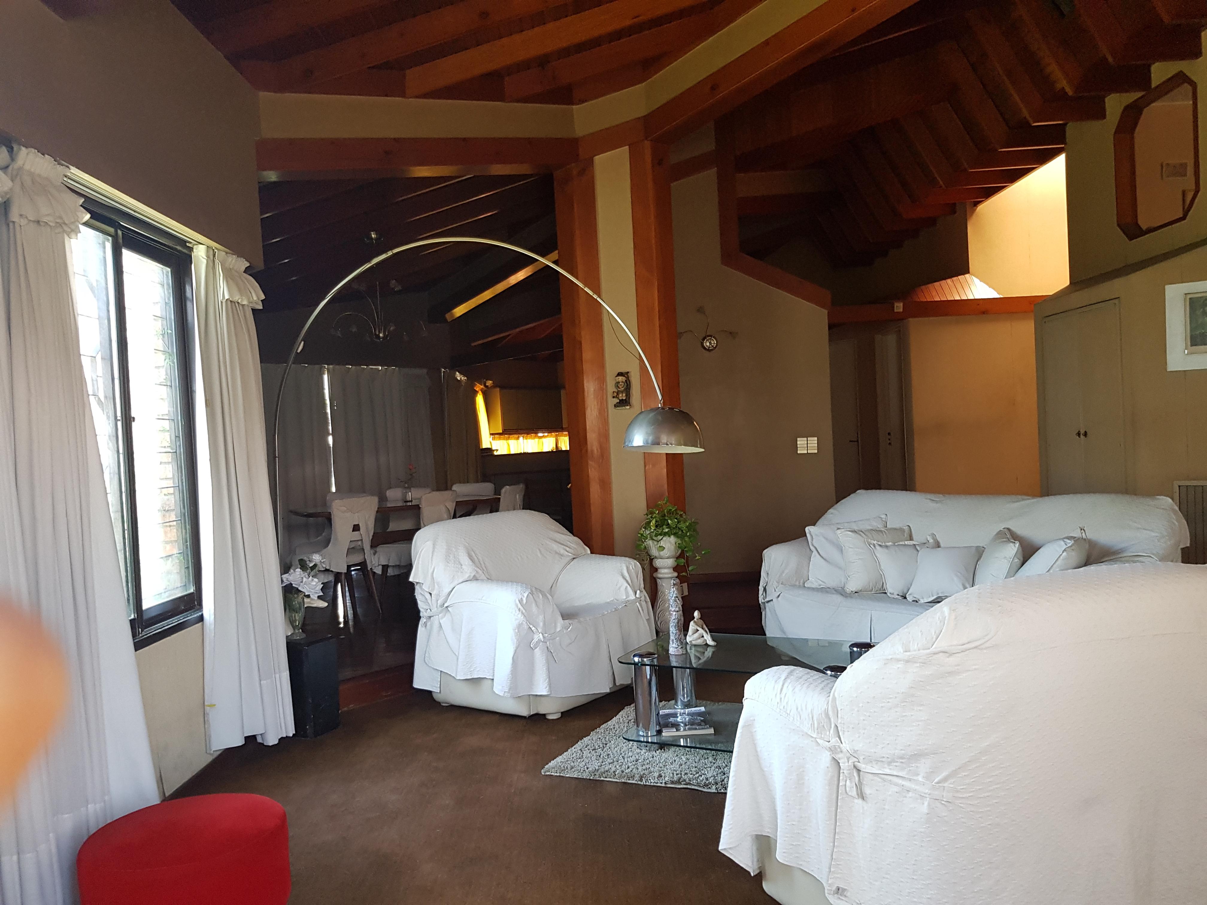 Casa en venta · Castelar Norte, Castelar, Morón, GBA Oeste, Provincia de Buenos Aires