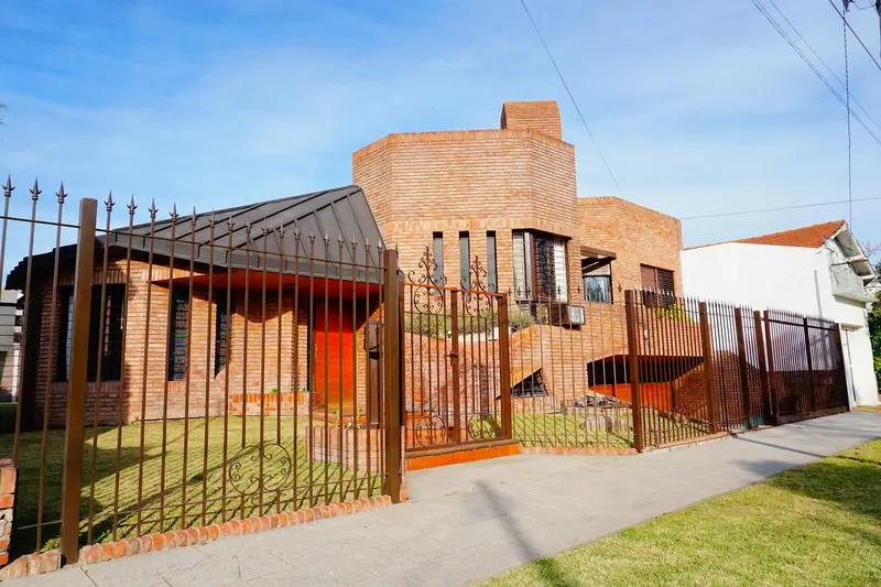 Casa en venta · Castelar Norte, Castelar, Morón, GBA Oeste, Provincia de Buenos Aires