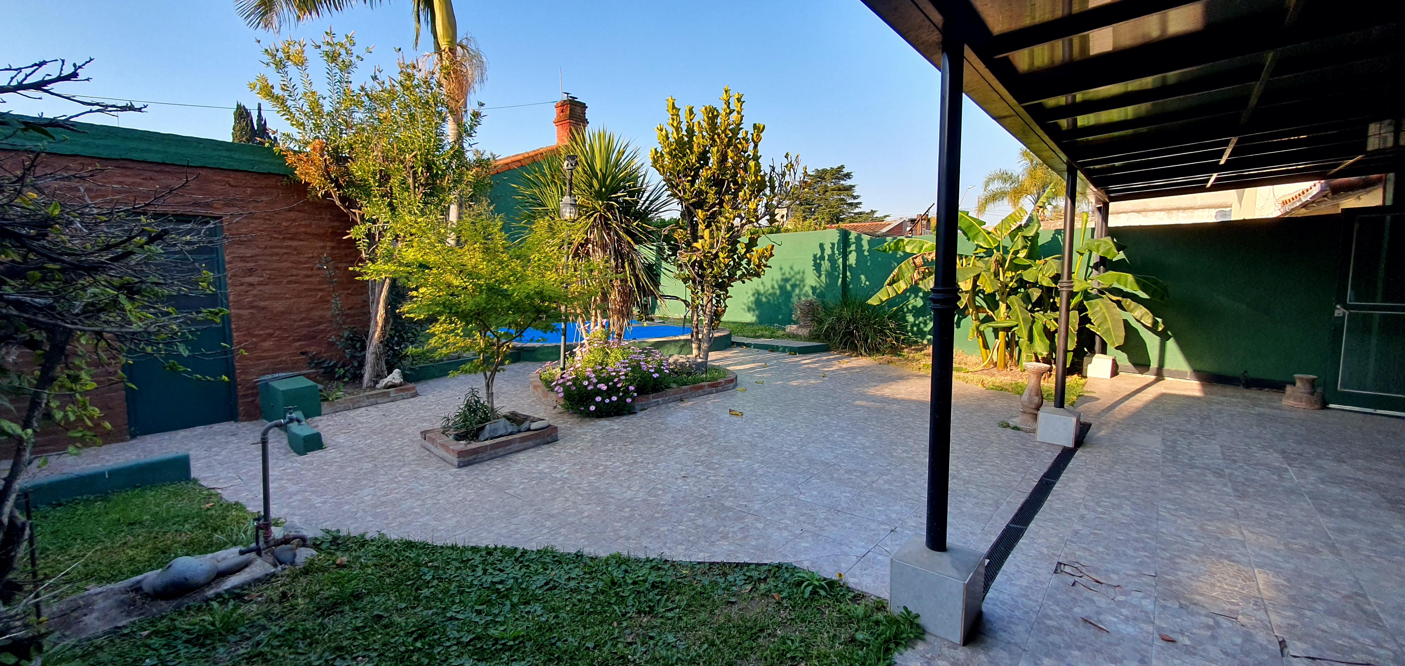 Casa en venta · Castelar Norte, Castelar, Morón, GBA Oeste, Provincia de Buenos Aires