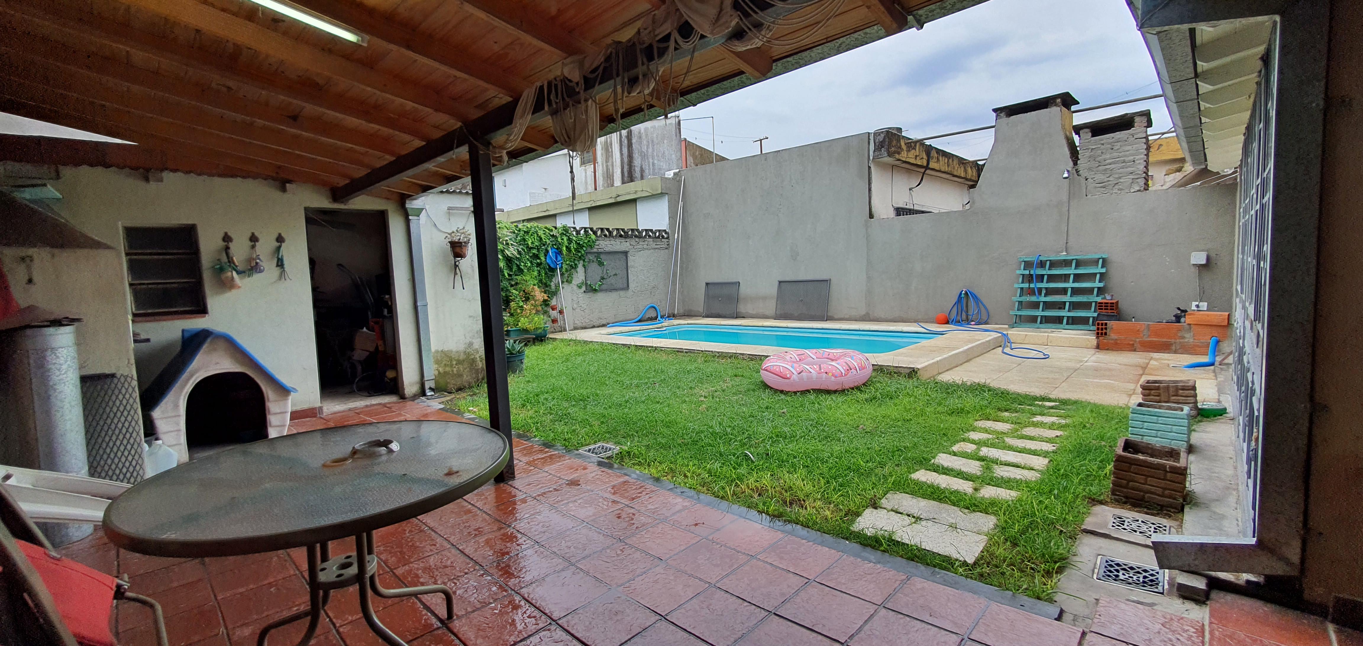 Casa en venta · Castelar Sur, Castelar, Morón, GBA Oeste, Provincia de Buenos Aires