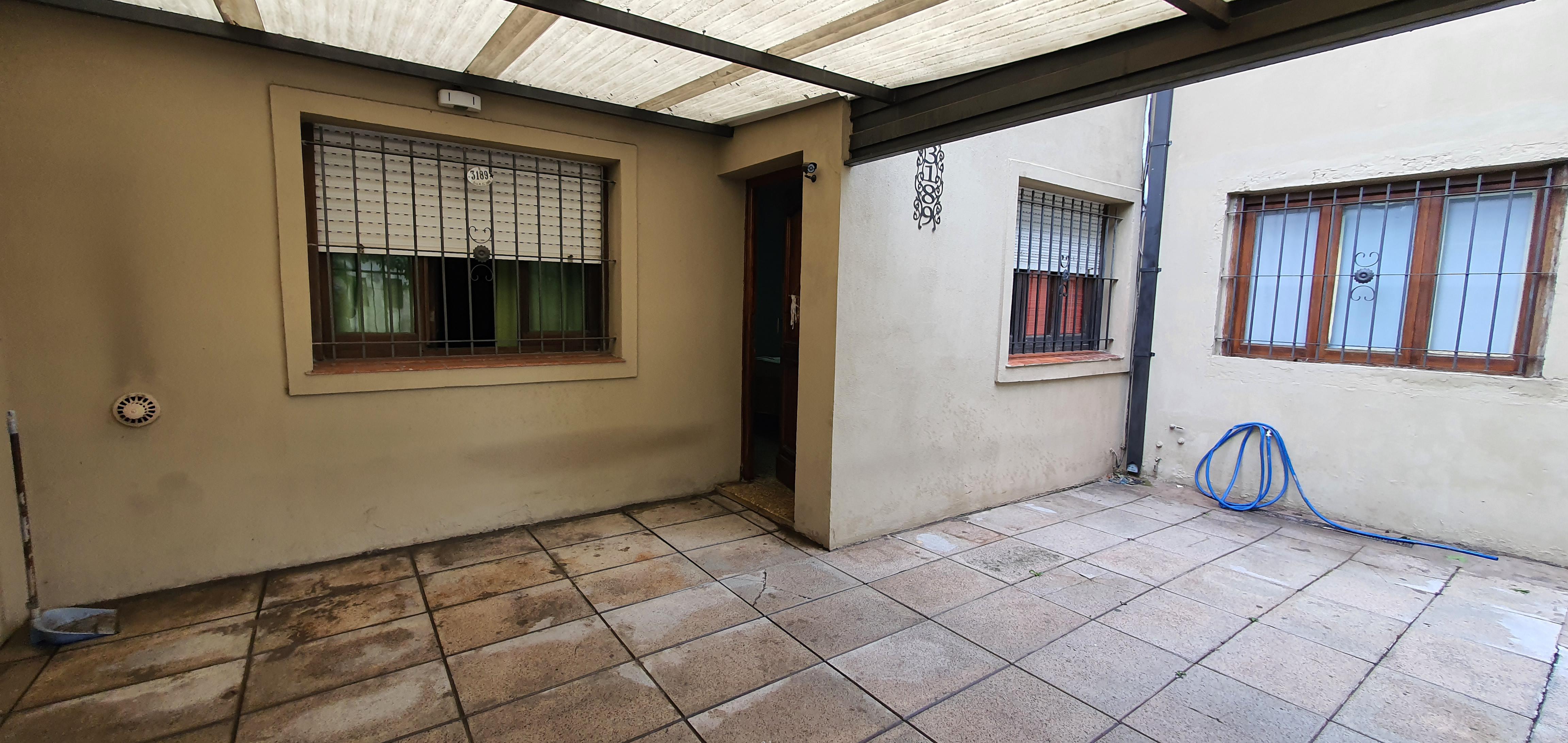 Casa en venta · Castelar Sur, Castelar, Morón, GBA Oeste, Provincia de Buenos Aires