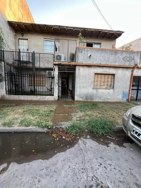 Casa en venta · Lomas del Mirador, La Matanza, GBA Oeste, Provincia de Buenos Aires