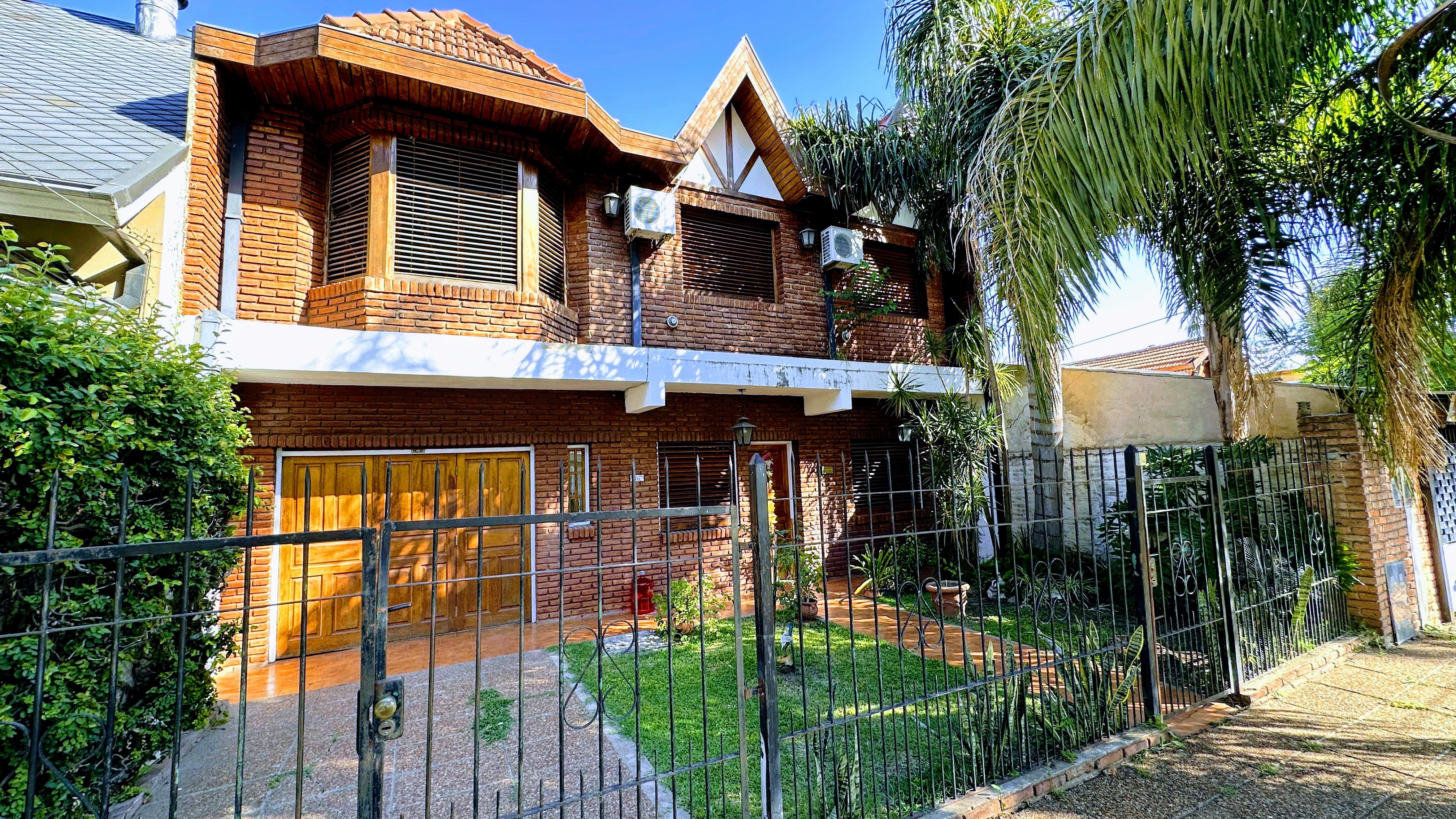 Casa en venta · Villa Gobernador Udaondo, Ituzaingó, GBA Oeste, Provincia de Buenos Aires