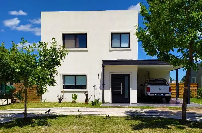 Casa en venta · San Eduardo, Pilar Del Este, Pilar, GBA Norte, Provincia de Buenos Aires Casa en venta · San Eduardo, Pilar Del Este, Pilar, GBA Norte, Provincia de Buenos Aires