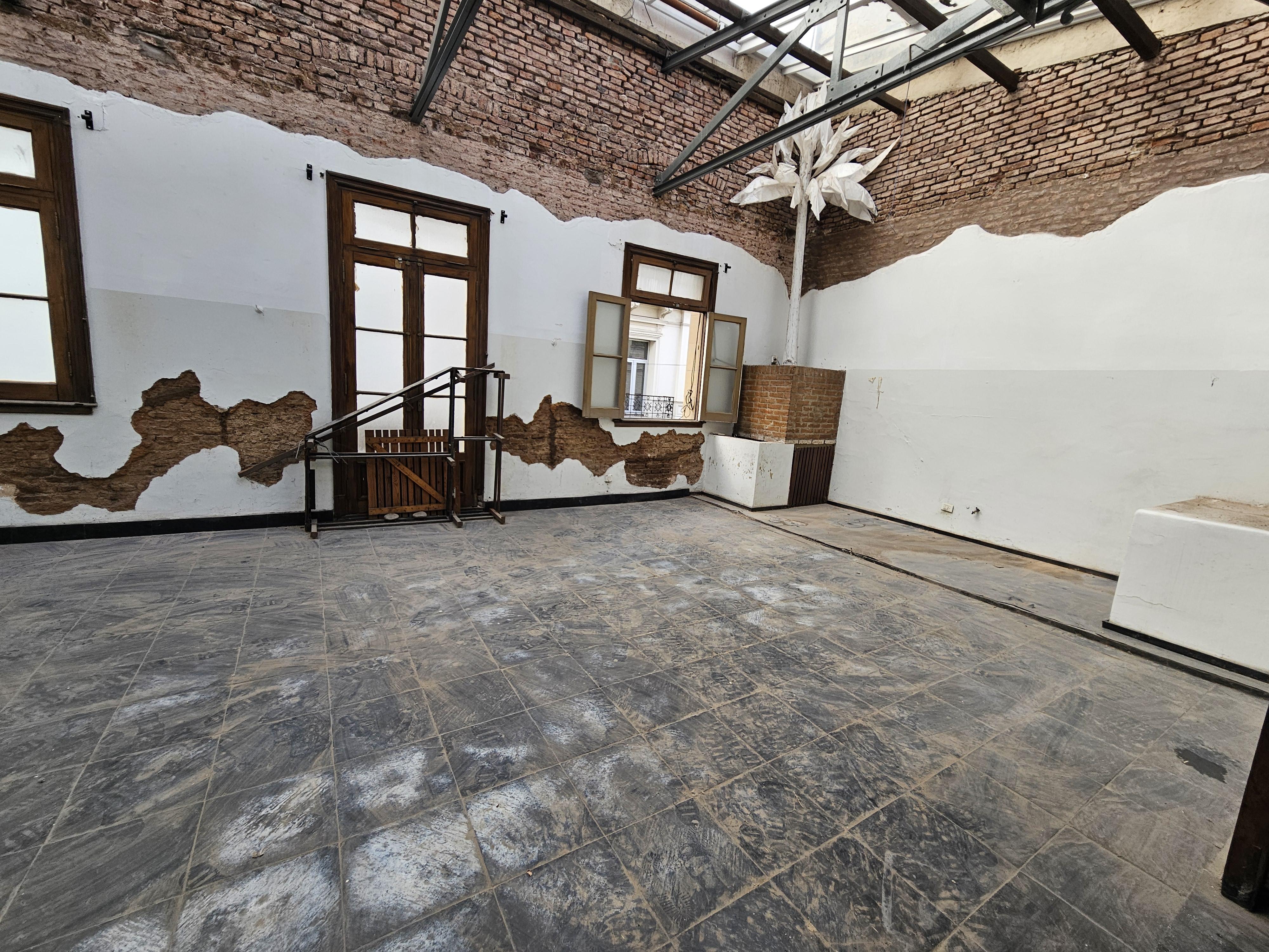 Comercio en venta · Monserrat, CABA