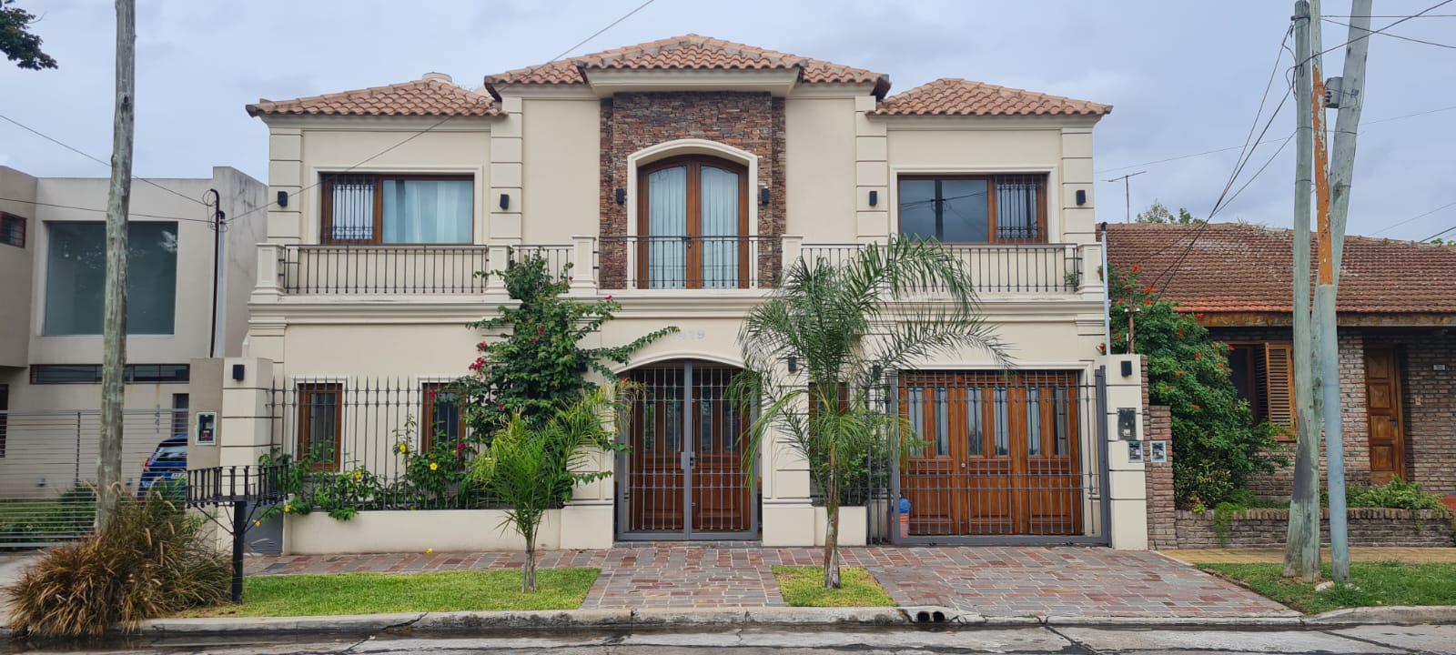 Casa en venta · Castelar Norte, Castelar, Morón, GBA Oeste, Provincia de Buenos Aires