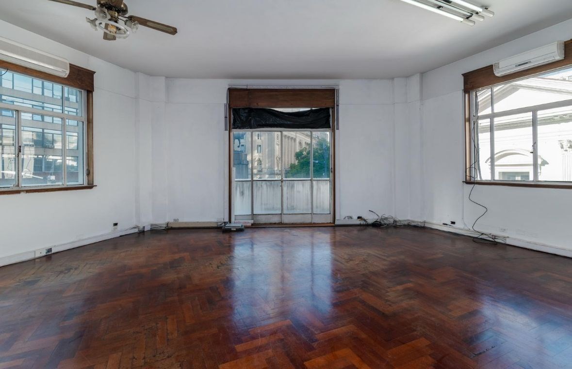 Oficina en venta · Monserrat, CABA