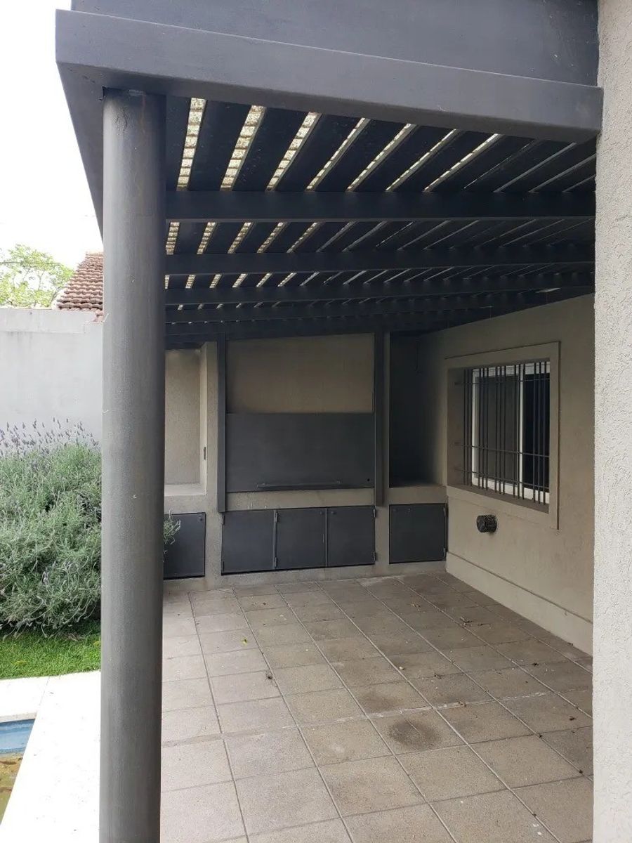 Casa en venta · Castelar, Morón, GBA Oeste, Provincia de Buenos Aires