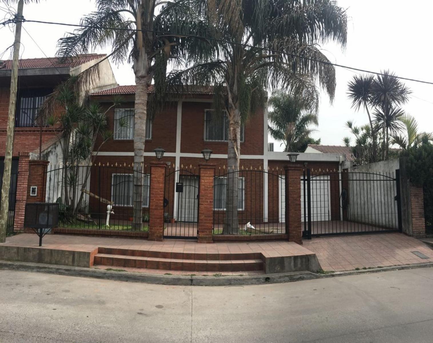 Casa en venta · Villa Luzuriaga, La Matanza, GBA Oeste, Provincia de Buenos Aires