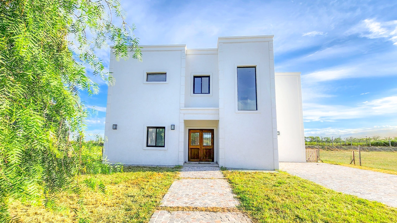 Casa en venta · Pilar Casa en venta · Pilar