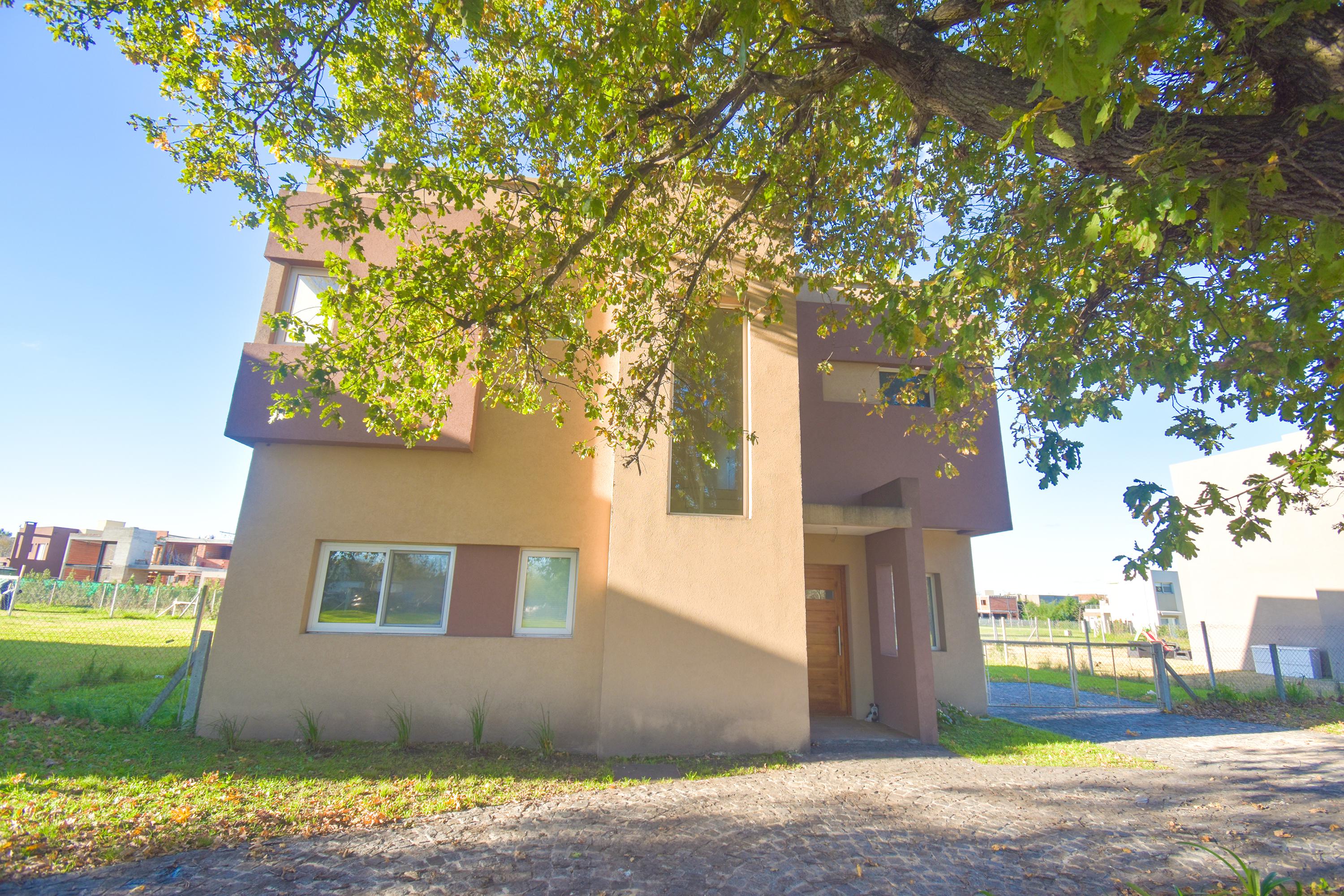 Casa en venta · Fincas de Hudson, Berazategui, GBA Sur, Provincia de Buenos Aires