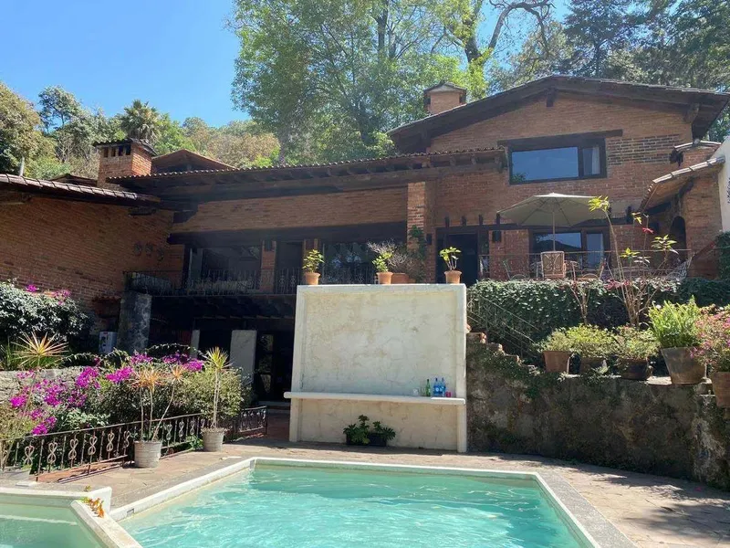 Casa en venta · Avándaro, Valle de Bravo, Estado de México