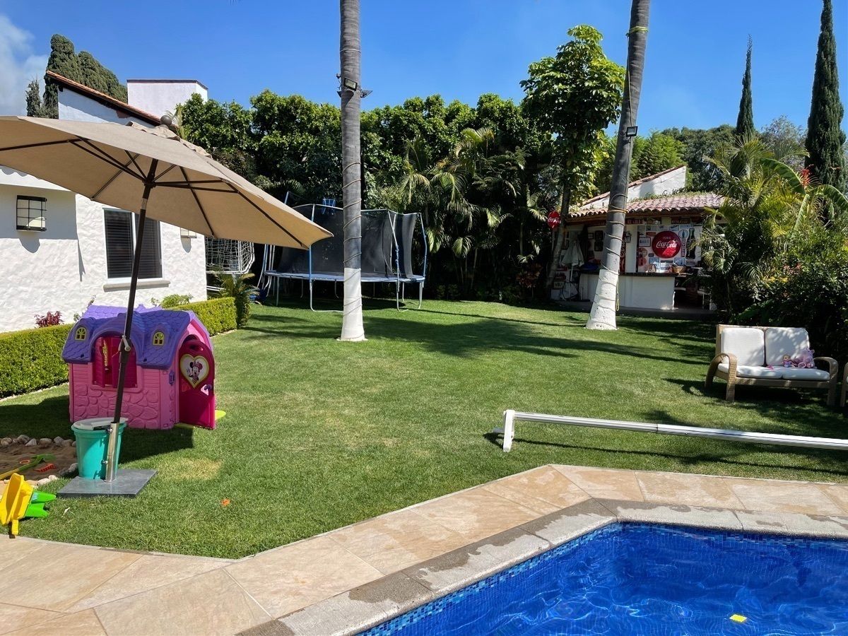 Casa en venta · Jardines de Ahuatepec, Cuernavaca, Morelos