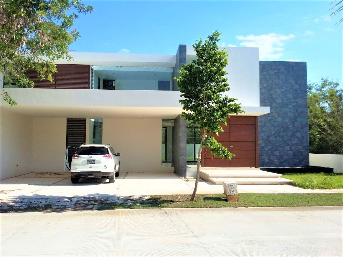 Casa en venta · Yucatán Country Club, Mérida, Yucatán