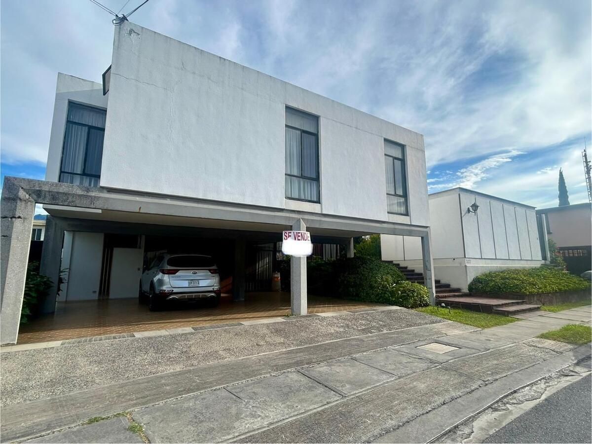 Casa en venta · Mitras Sur, Monterrey, Nuevo León Casa en venta · Mitras Sur, Monterrey, Nuevo León