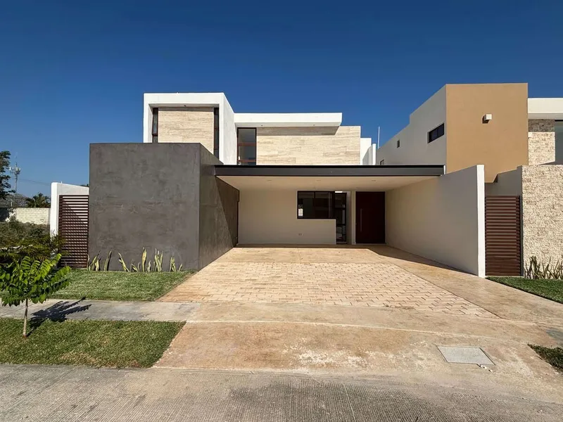 Casa en venta · Cholul, Mérida, Yucatán Casa en venta · Cholul, Mérida, Yucatán