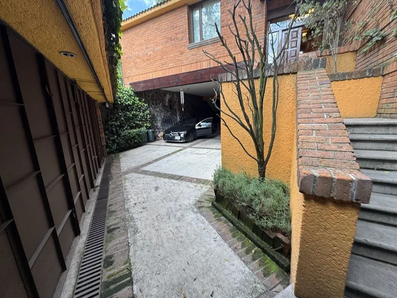 Casa en venta · Lomas de Tecamachalco, Naucalpan de Juárez, Estado de México Casa en venta · Lomas de Tecamachalco, Naucalpan de Juárez, Estado de México